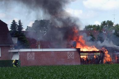 Situation beim Eintreffen der ersten Kräfte. Foto: FF Hasloh