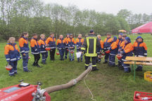 Die Jugendfeuerwehr Seestermühe stellte ihr feuerwehrtechnisches Wissen unter Beweis