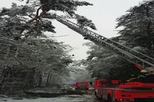 Einsatz in Quickborn-Heide, hier mit der DLK der FF Bönningstedt. Foto: FF Quickborn